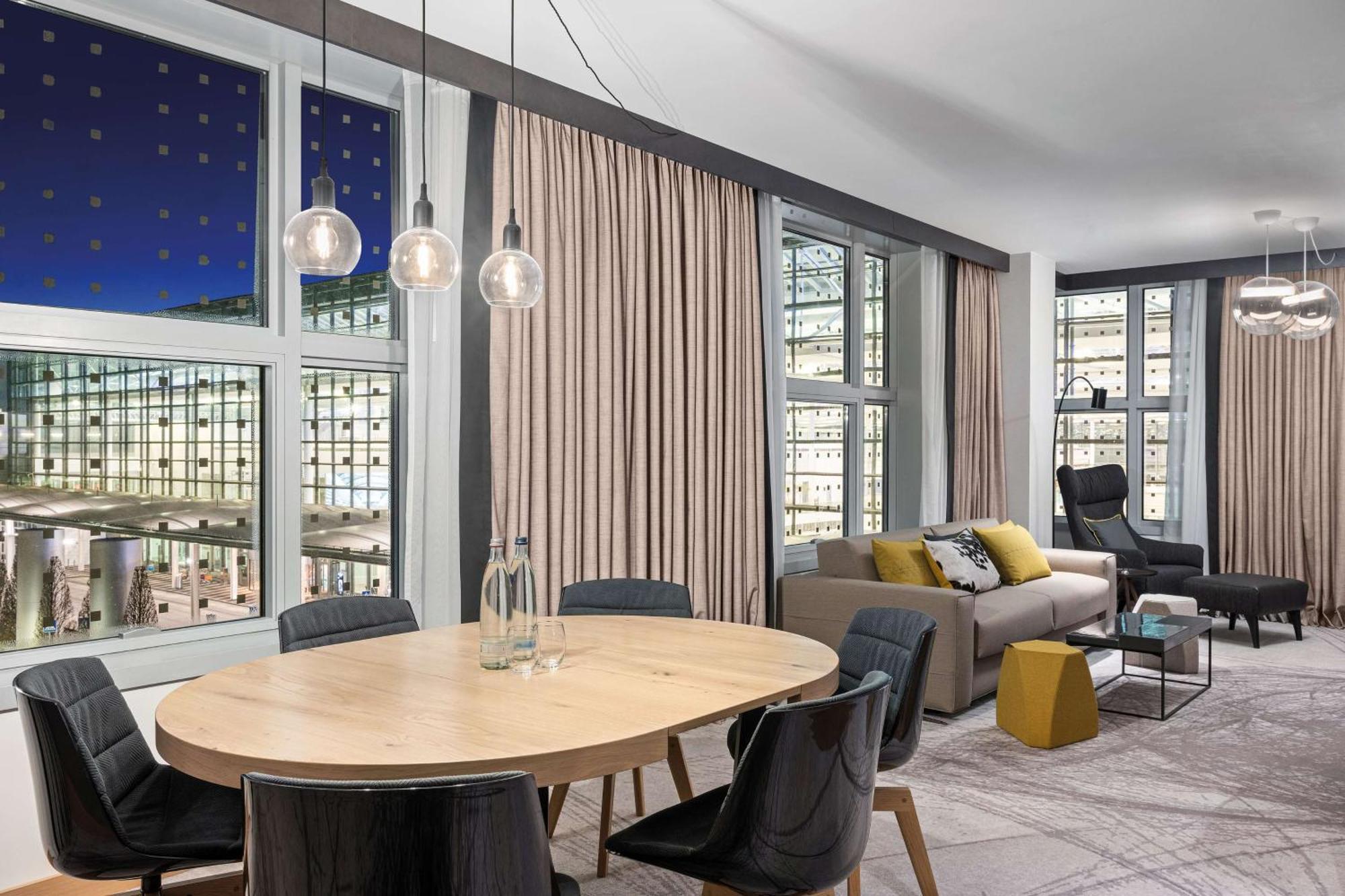 Hotel Hilton Munich Airport 4*
