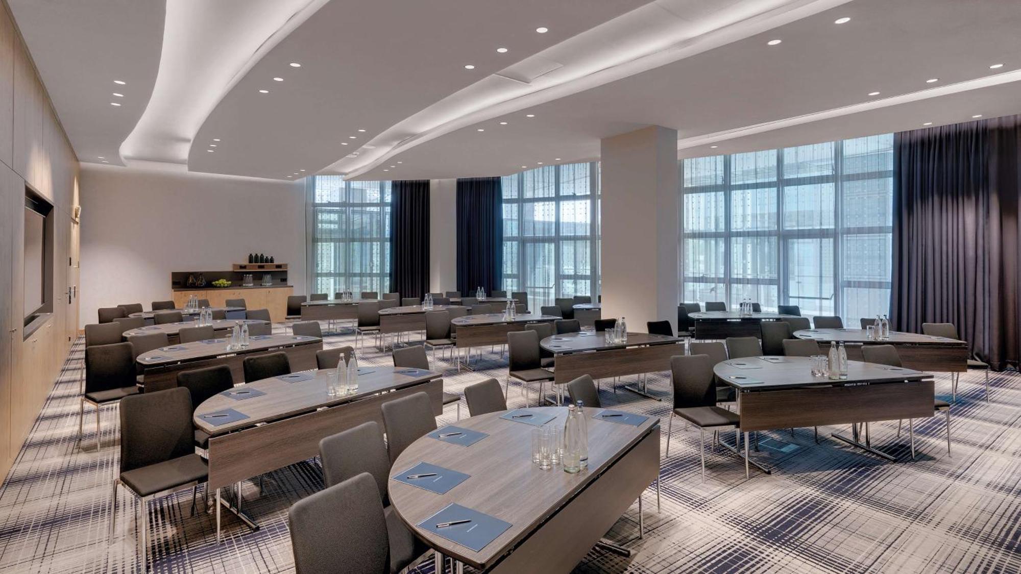Hilton Munich Airport 4* Oberding