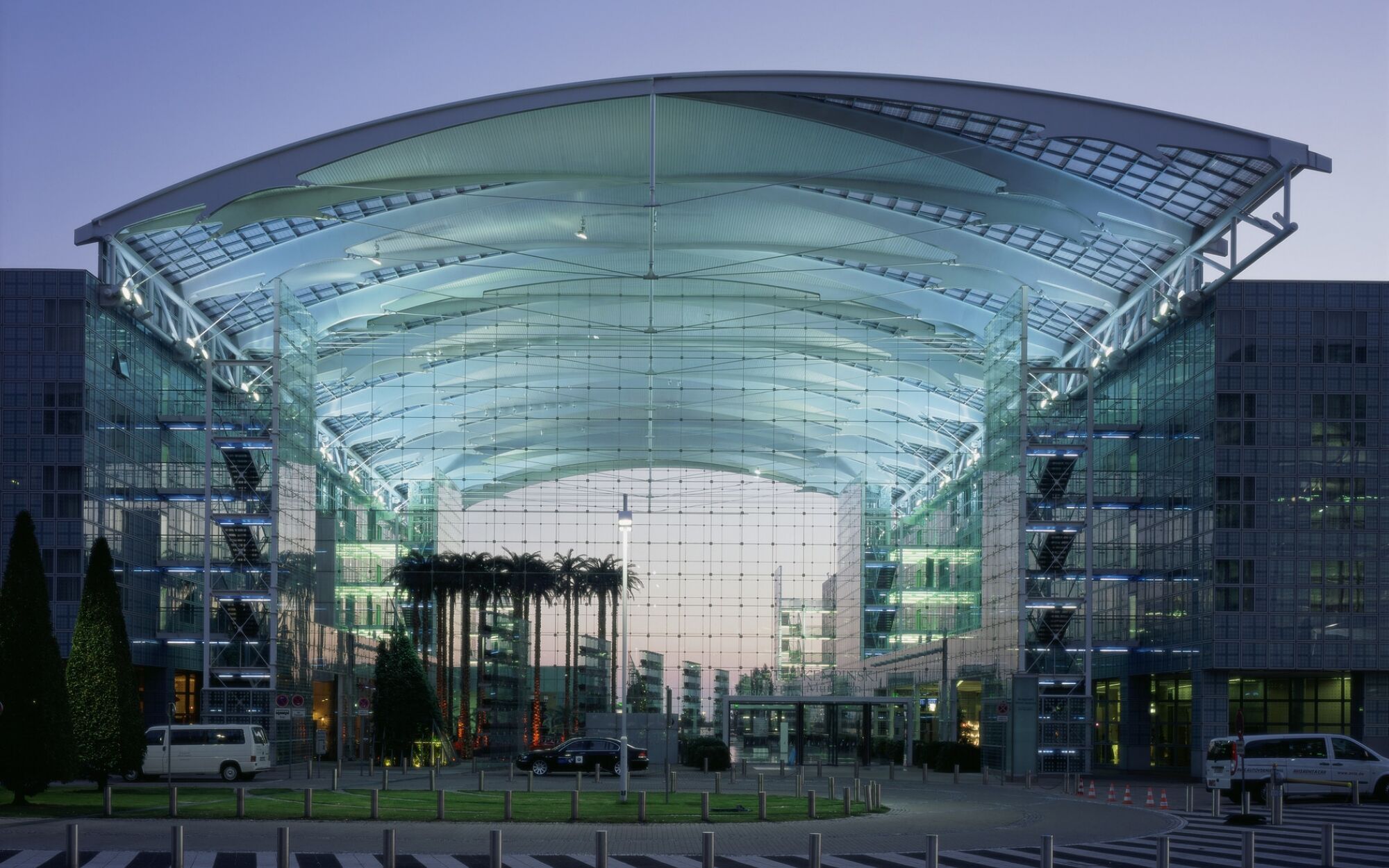 Hotel Hilton Munich Airport 4*